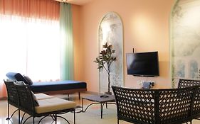 Octagon Ipoh By Plush